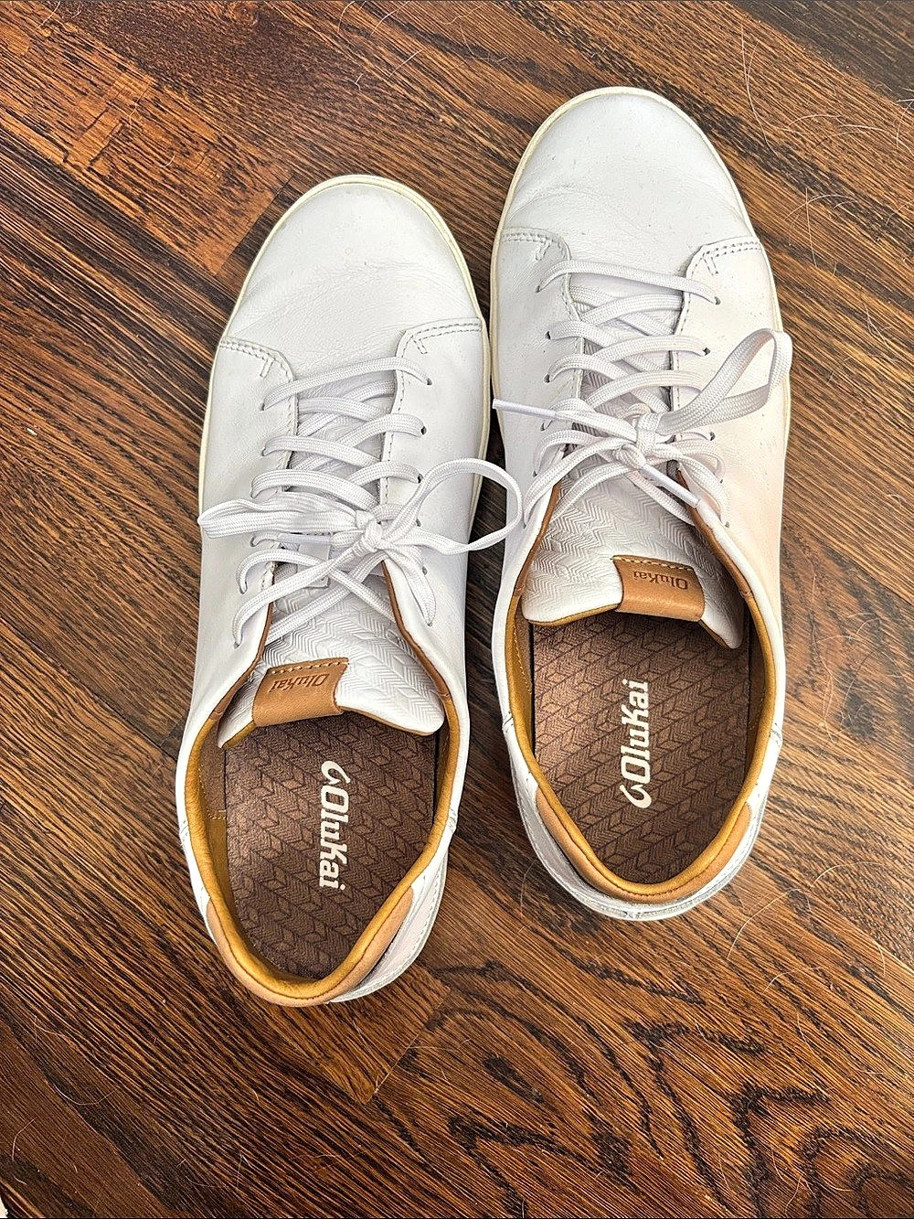 Men’s size 12 sneakers White & Brown